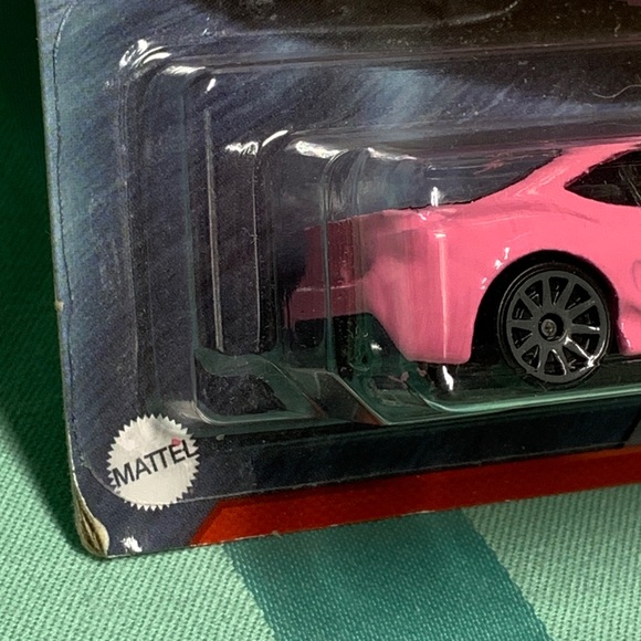 Scion FR-S Hot Wheels Pink - Picture 4 of 8